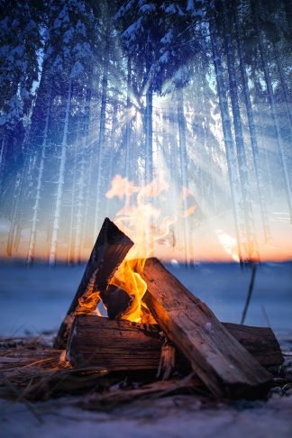 Wintery Wood Fire 01 - Royalty-Free Stock Images